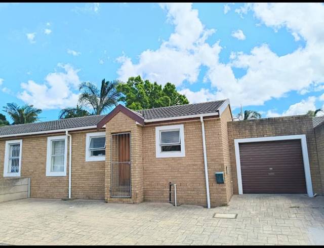 2 BEDROOM HOUSE FOR SALE IN OAKGLEN